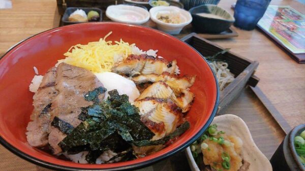 仙台牛たん横丁with麦とろヘルシー麺