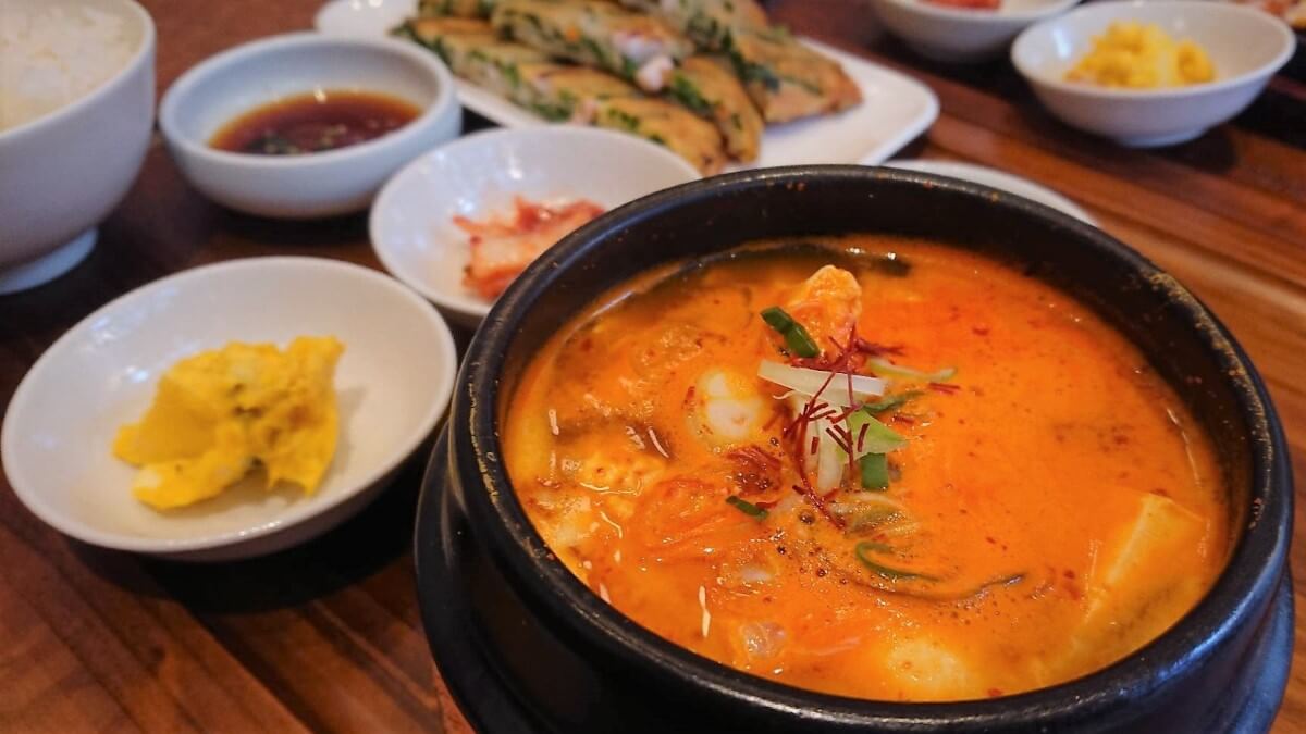 Korean Restaurant 210